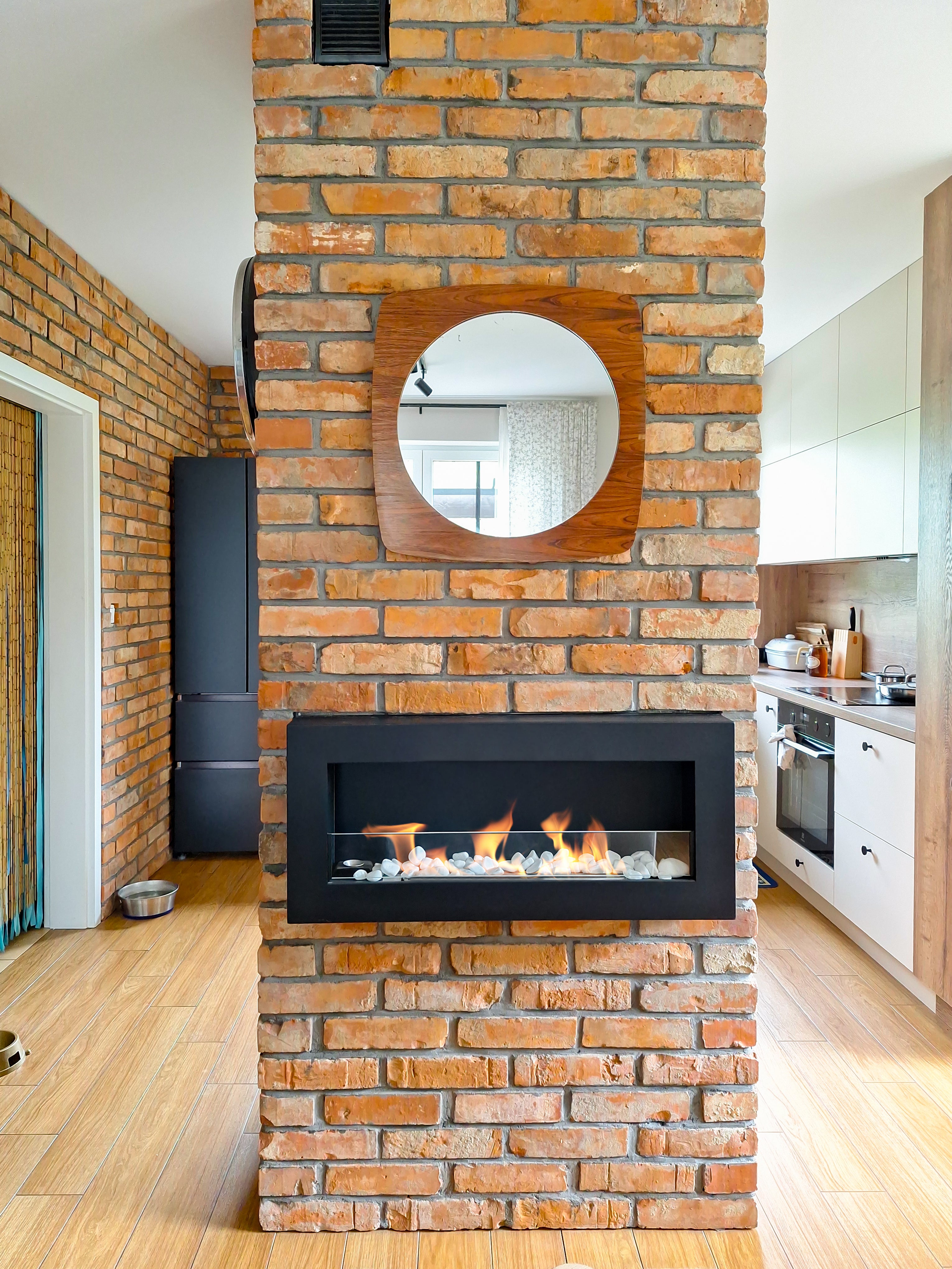 Biofireplace Wall-mounted with glass 900x400 Box black structural matte