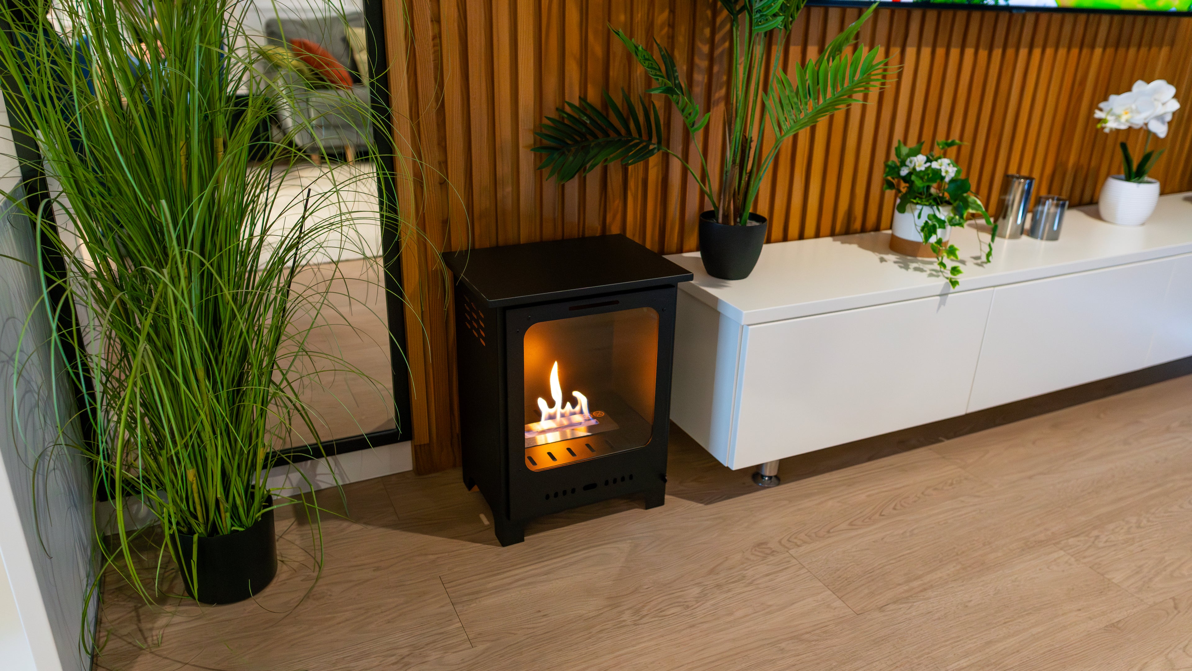 Biofireplace freestanding Koza Mini black matte with glass