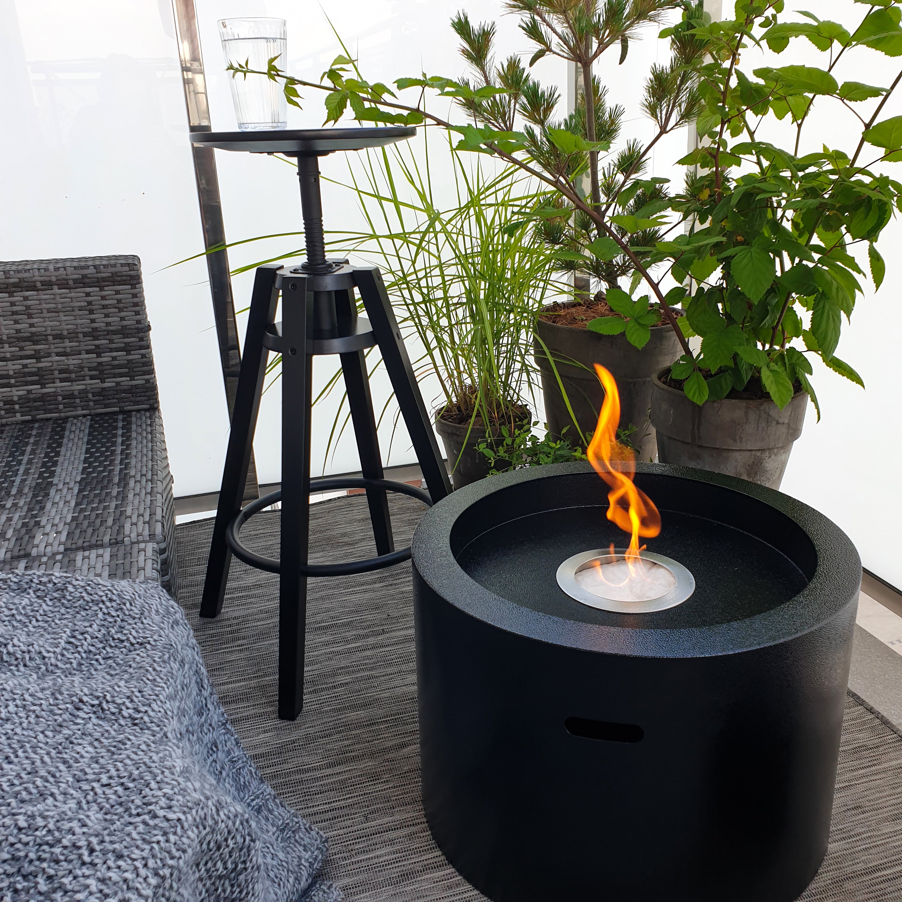 Biofireplace freestanding Moon black matte