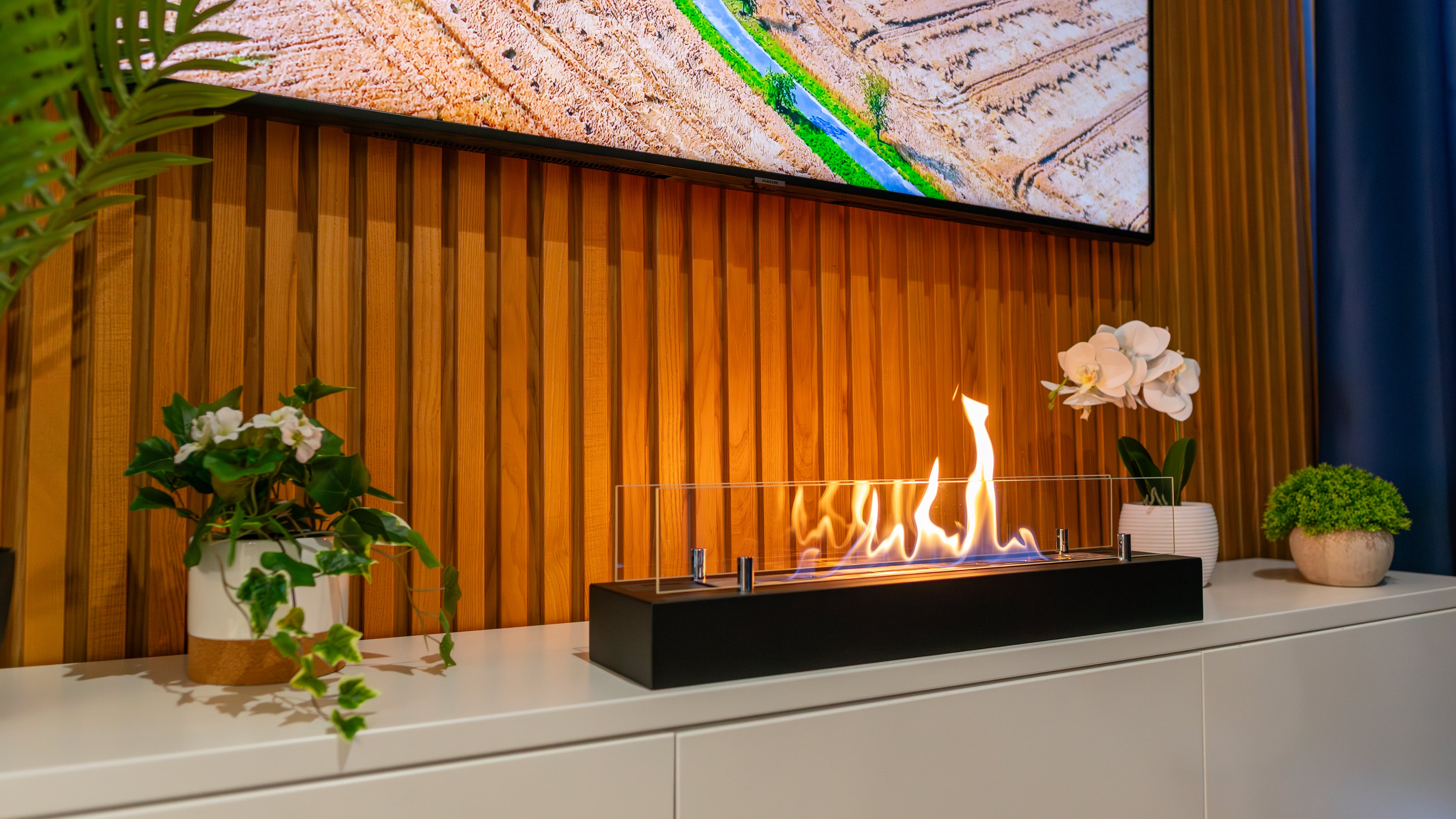 Biofireplace freestanding with glass 700 black matte