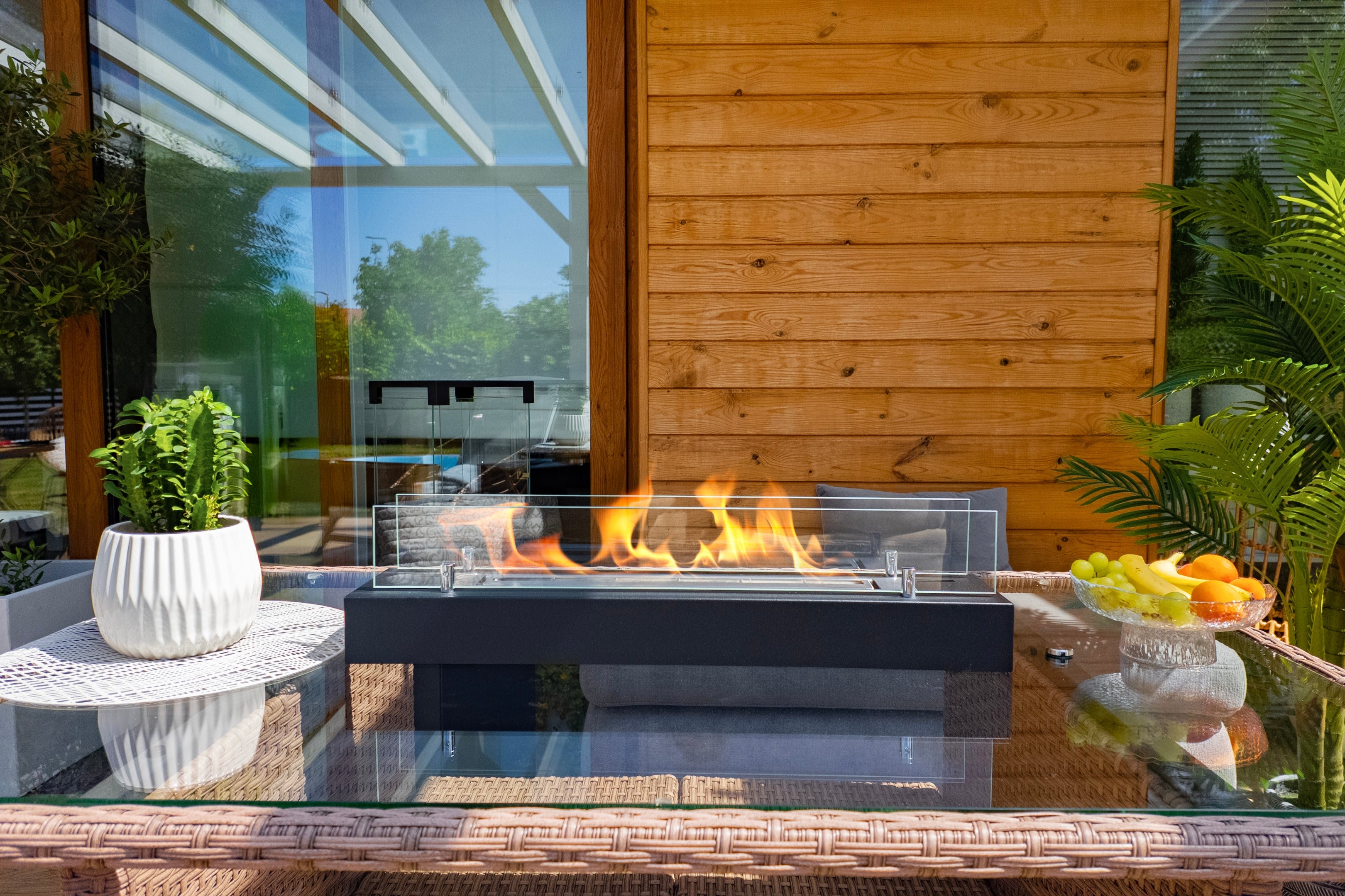 Biofireplace freestanding with glass 700 black matte