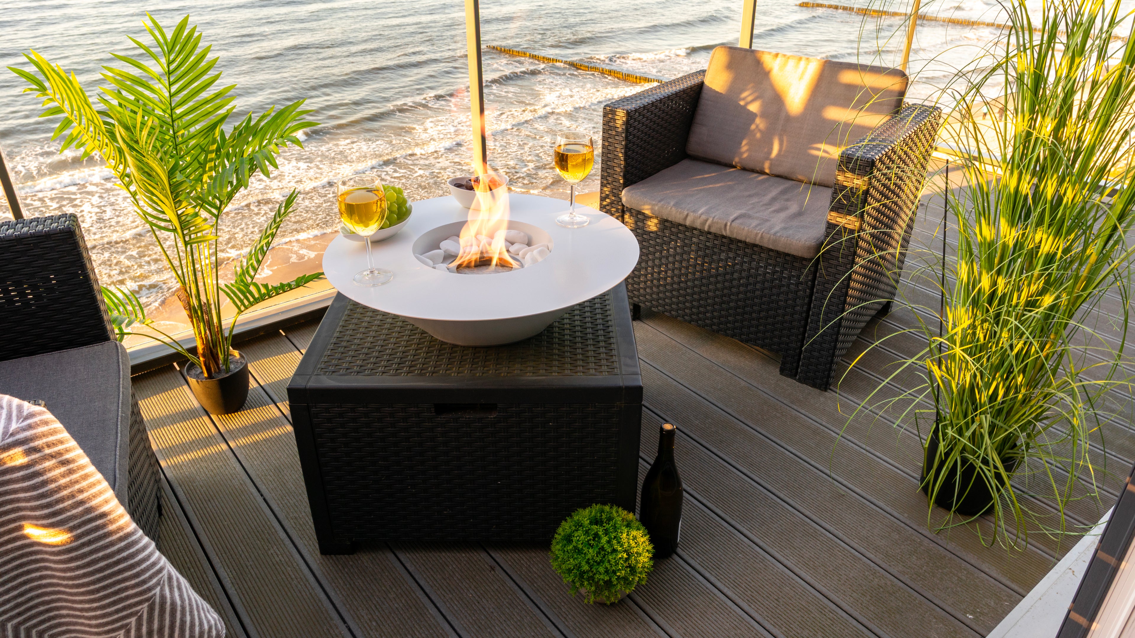 Biofireplace freestanding Universe white matte